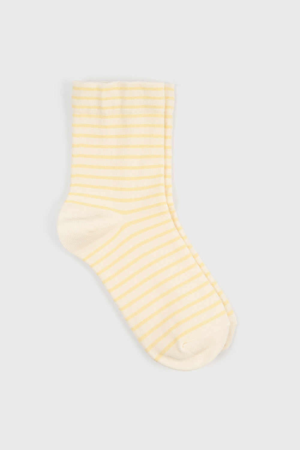 White and yellow thin striped socks_3