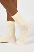 White and yellow thin striped socks_1