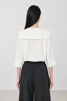 White blue giant collar drawstring hem blouse_2