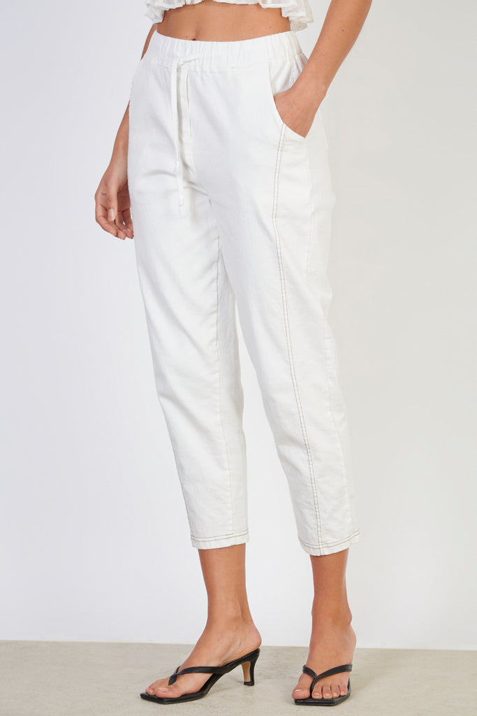 White contrast stitch drawstring trousers_1