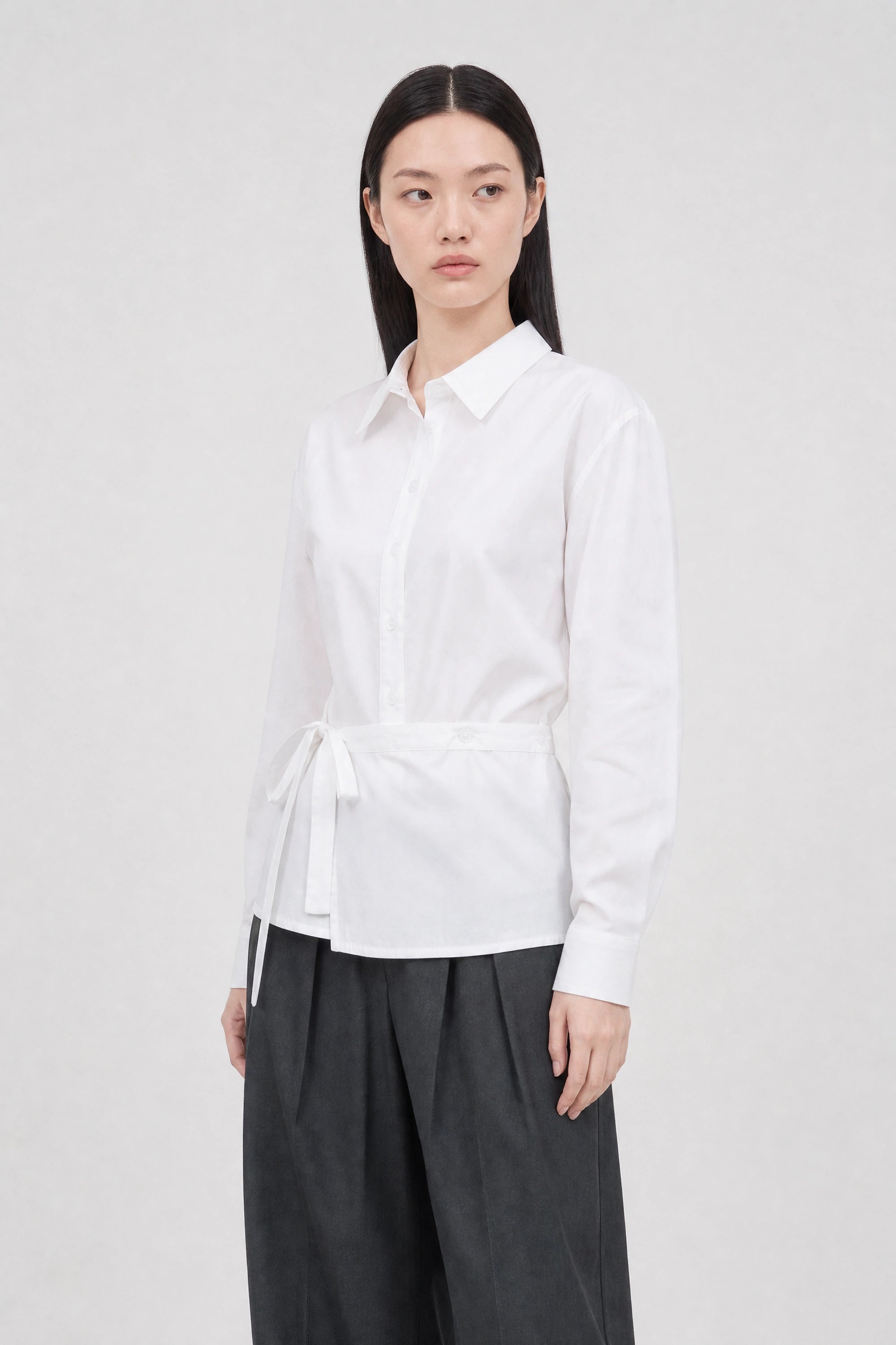White horizontal button panel tie waist shirt_1
