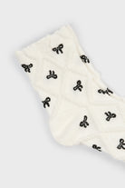Ivory and black tiny bow diamond texture socks_4