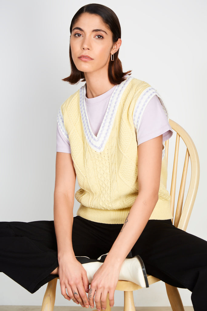 Yellow and purple varsity trim sweater vest_5