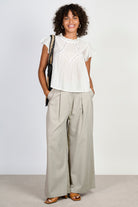 White ruffle collar sleeveless blouse_5