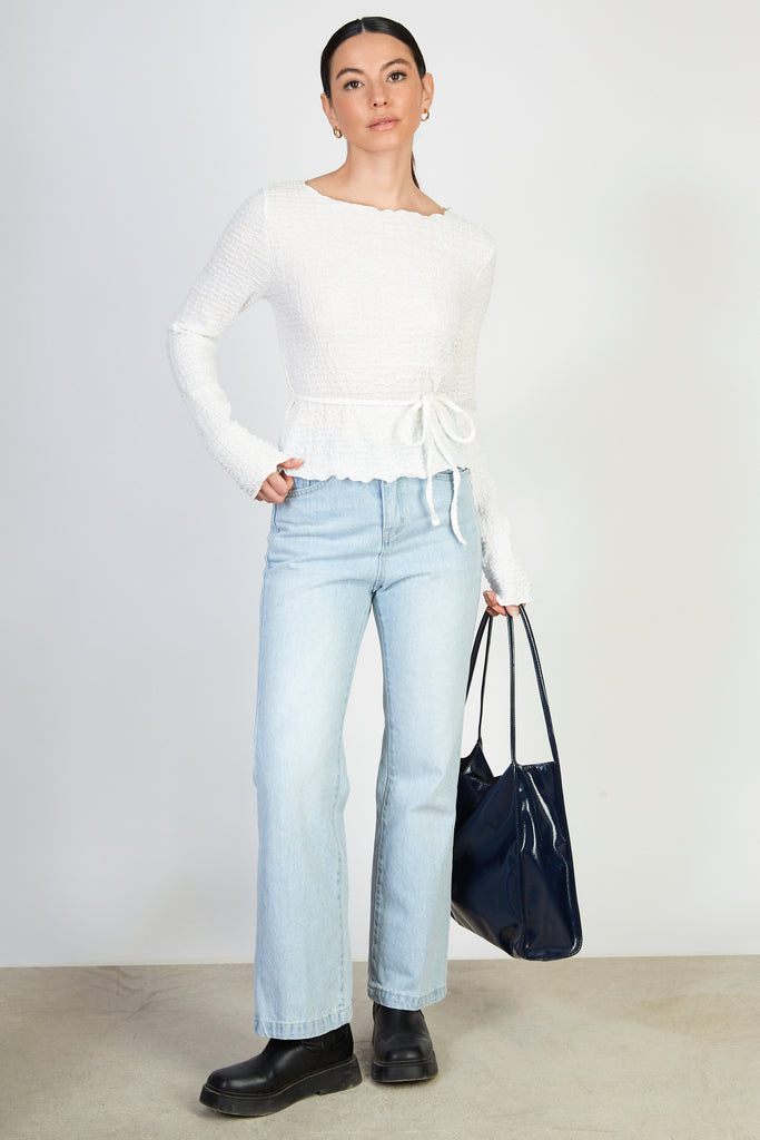 White wrinkled ruffle trim long sleeved top_4