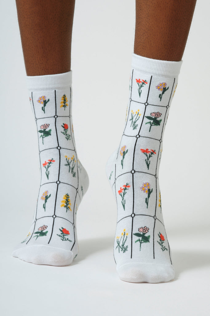 White floral print box socks_2