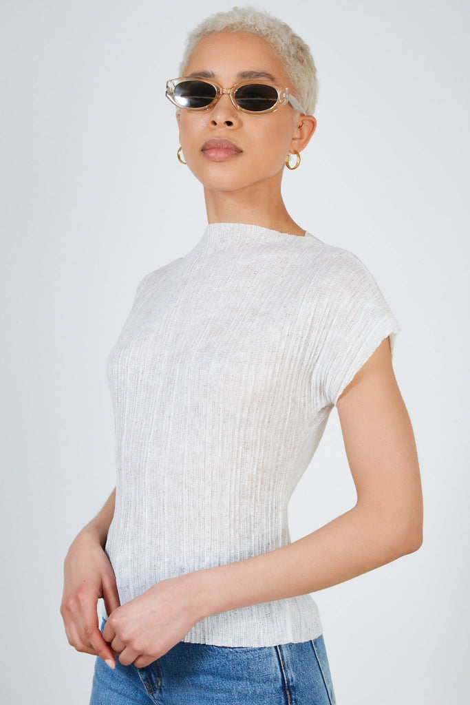 White pleat ribbed short sleeved top_1