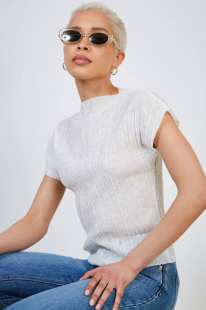 White pleat ribbed short sleeved top_5