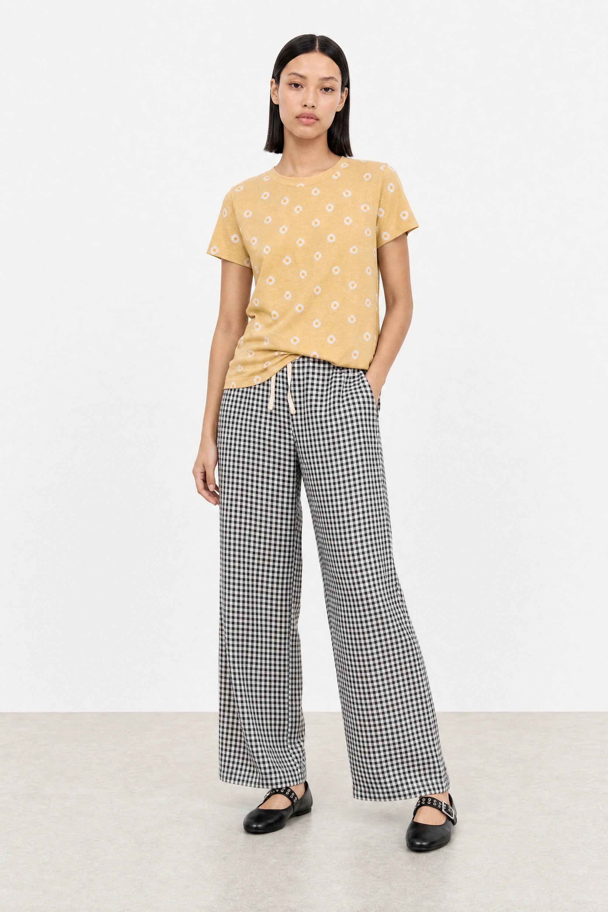 Yellow daisy print t-shirt_6