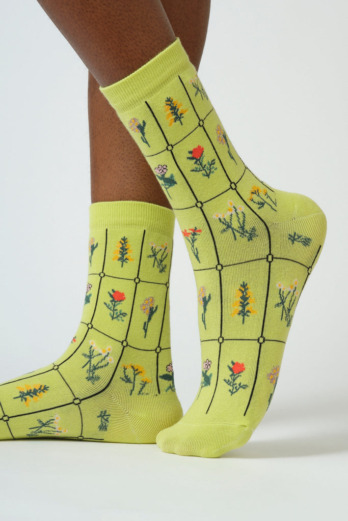 Yellow floral print box socks_1