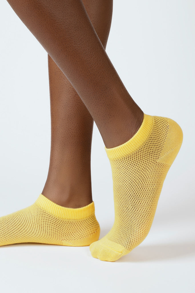 Yellow mesh ankle socks_1
