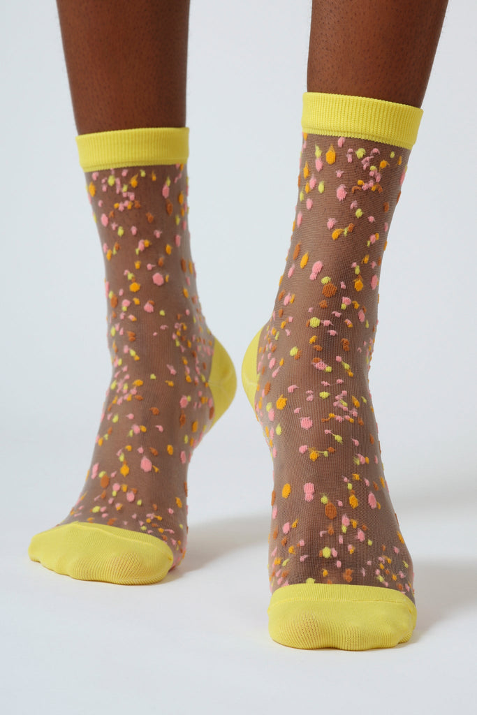 Yellow sheer multicolour dot socks_1