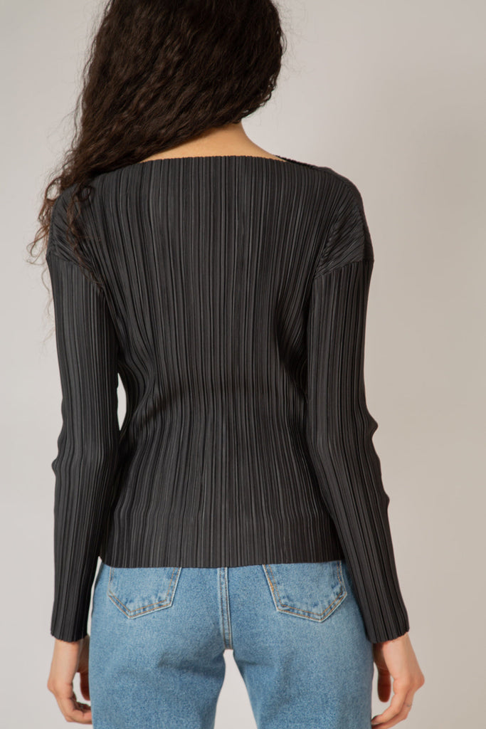 Black pleat ribbed wide neck top_5
