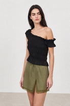 Black wide ruched asymmetric tank_1