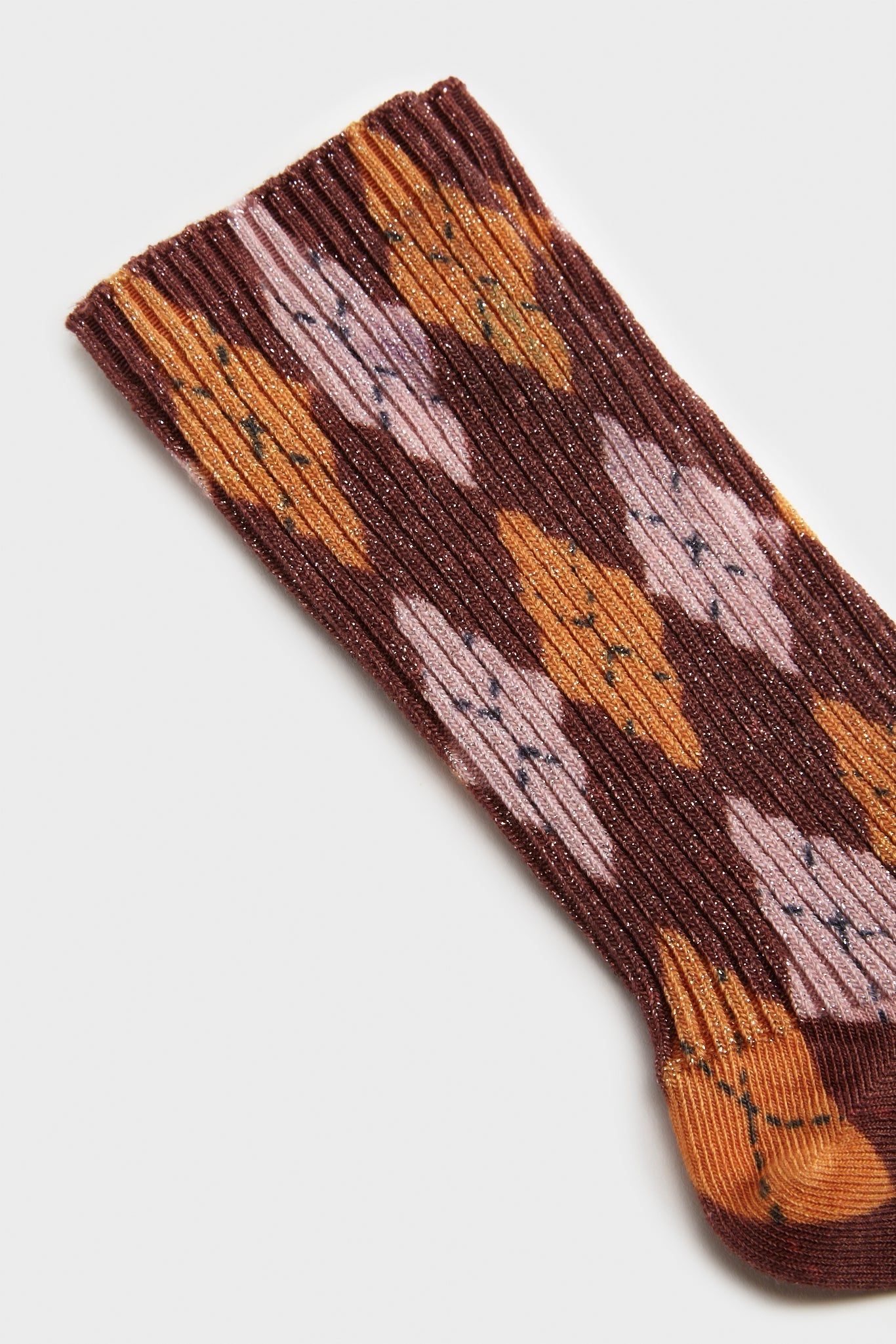 Brown and mustard metallic argyle socks_3