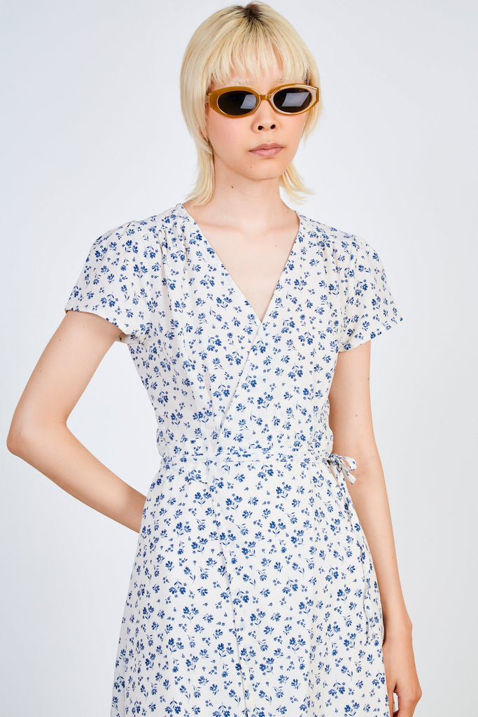 Ivory and blue floral print wrap dress_3