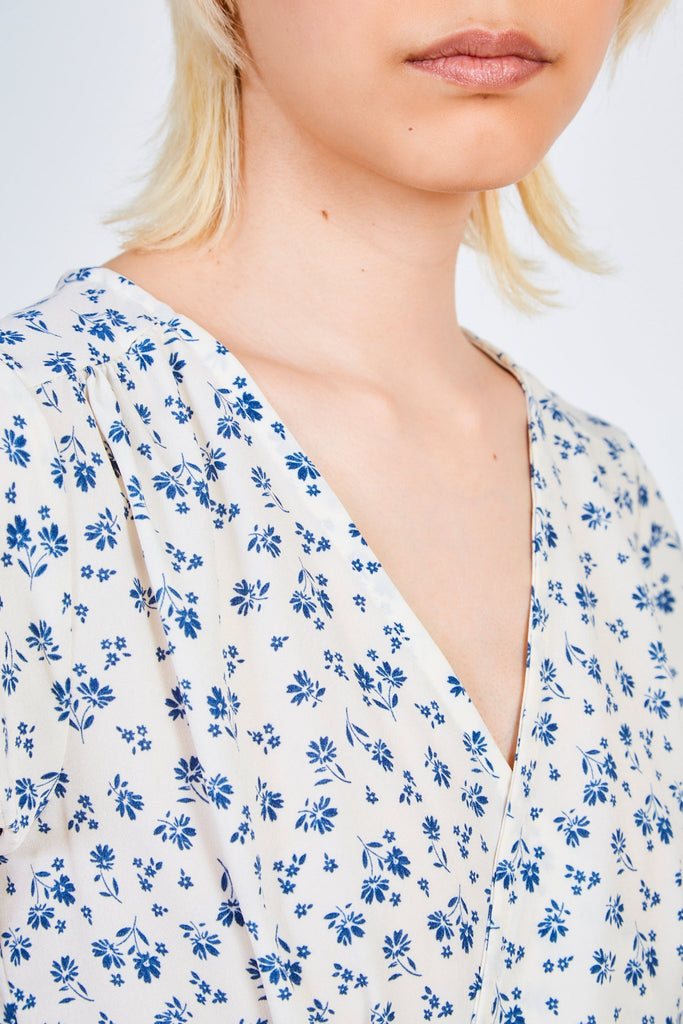 Ivory and blue floral print wrap dress_4