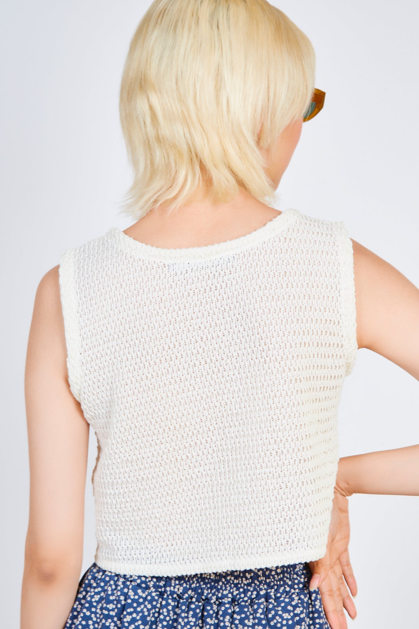 Ivory loose weave button front tank