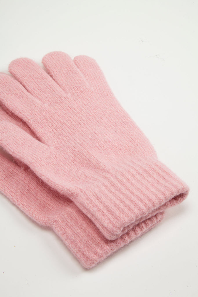Light pink mohair gloves_2