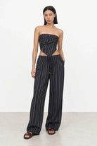 Navy blue and white linen blend striped scarf waist trousers_5