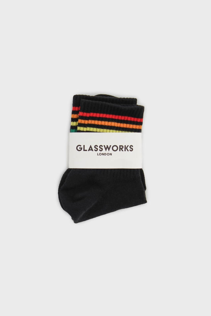 Black spaced rainbow ankle socks_4