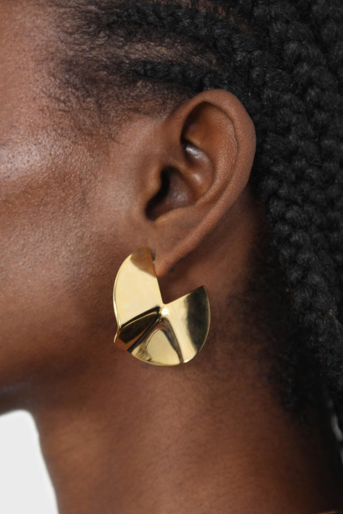 Gold folded circle earrings_2