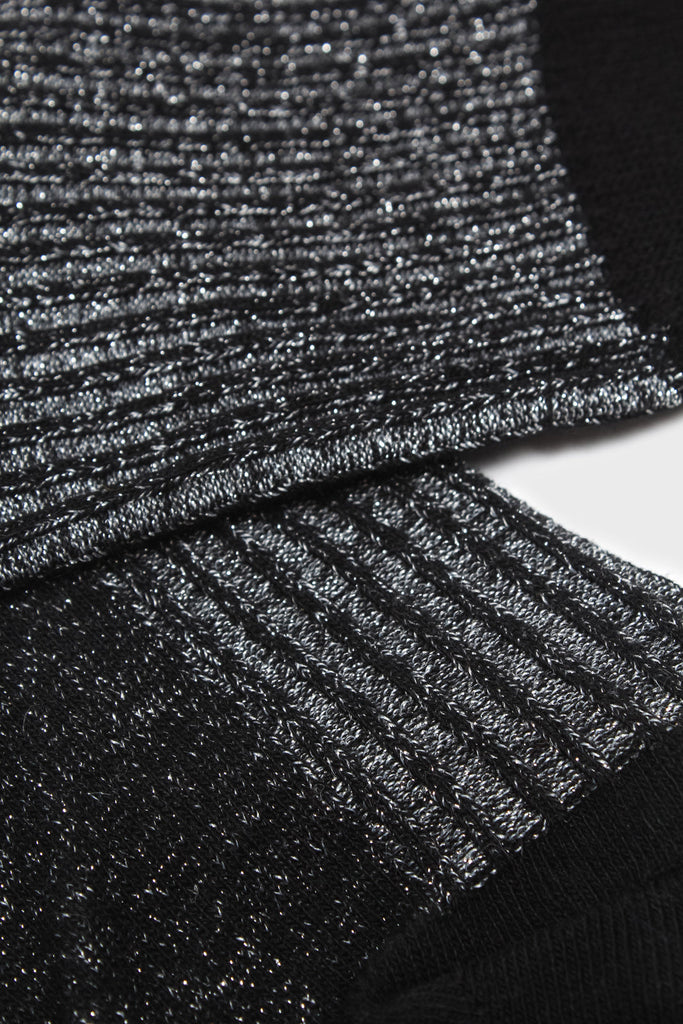 Black metallic vertical stripe socks_3