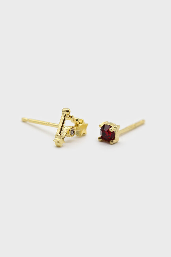Gold birthstone zodiac earrings / Jan - Garnet wine red_1